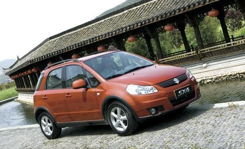 铃木 天语SX4两厢 1.6L 时尚型 MT 2009款