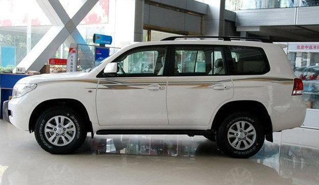 丰田 兰德酷路泽 4.7L VX—R 2010款