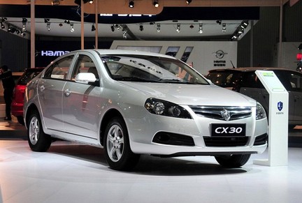 长安 CX30三厢 2.0 AT舒适版 2011款