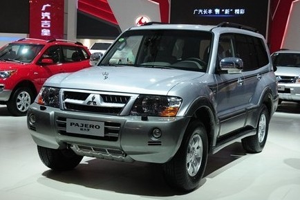 广汽三菱 帕杰罗 V73 3.0 GLS AT 2011款