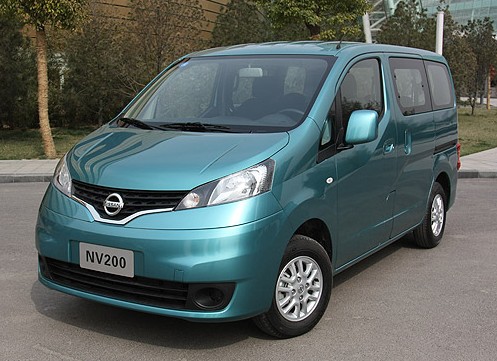 郑州日产 NV200 ZN6440V1A3(国Ⅲ+OBD)尊贵型 2010款