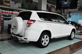 一汽丰田 RAV4 2.4L 自动 豪华炫装版 2012款