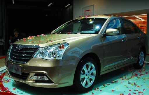 东风风神 A60 2.0L CVT 尊贵型 2012款