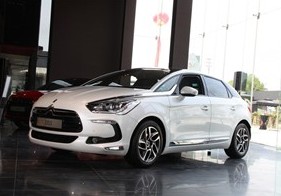 进口DS DS5 1.6T 手自一体 雅致版 2012款