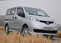 郑州日产 NV200 1.6L 手动 尊雅型 2+2+3 2012款