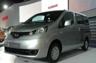 郑州日产 NV200 1.6L 手动 尊贵型 2+3+2 2012款