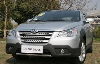 2013款风神H30 CROSS1.5L 自动尊逸版