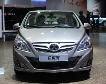 2013款北京汽车E系列三厢1.5L 自动乐天版